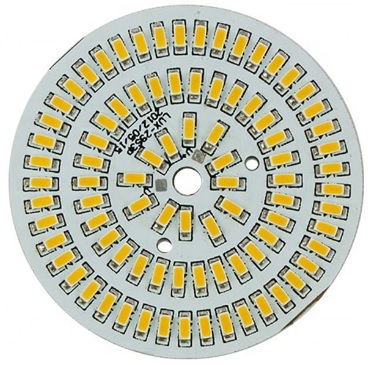 具有精确平均模式恒流控制的 21 瓦通用交流 LED 驱动器