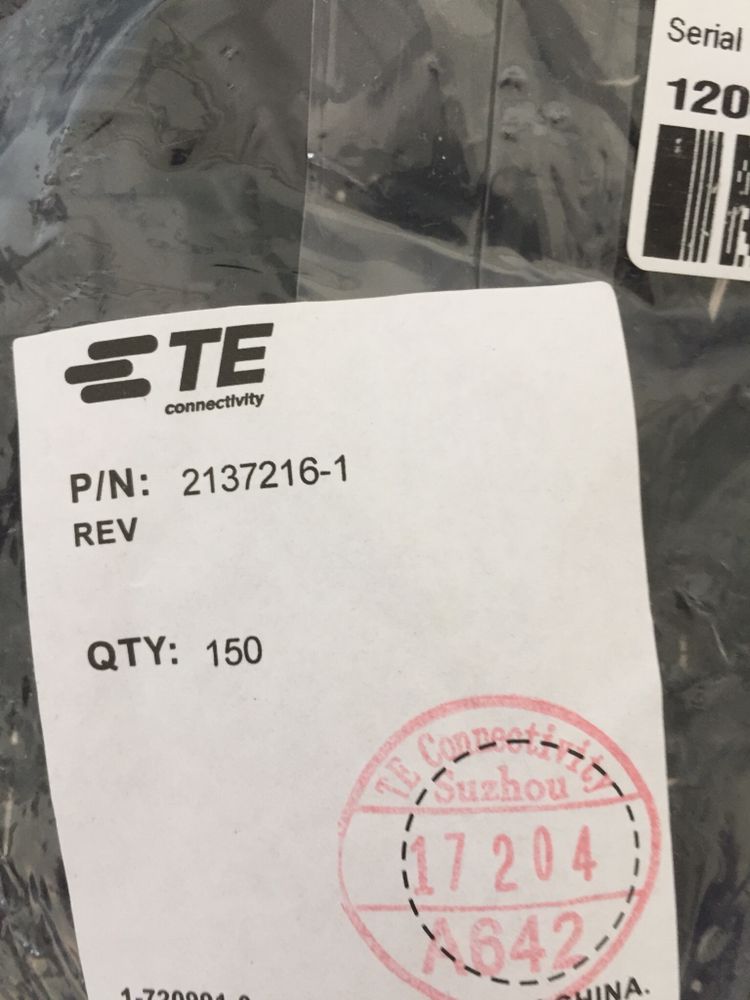 供应2137216-1 泰科TE接插件 汽车连接器