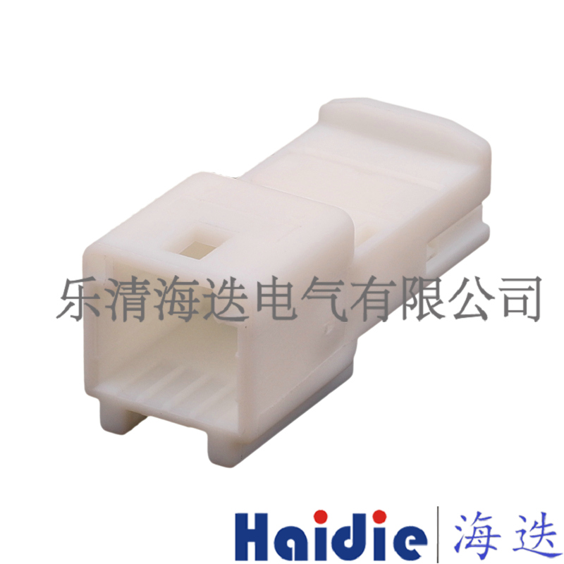 供应8孔TE汽车线束连接器接插件1565804-1