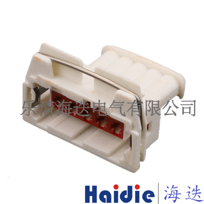 供应5孔汽车线束防水连接器护套953310-6