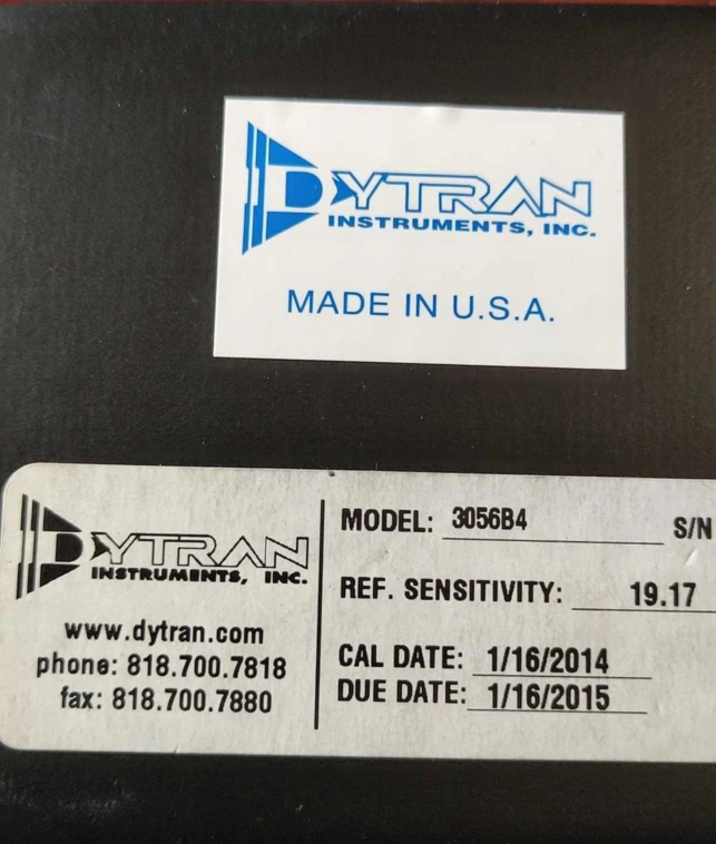 美国Dytran振动加速计3056B4    818.700.7818   100 MV 
