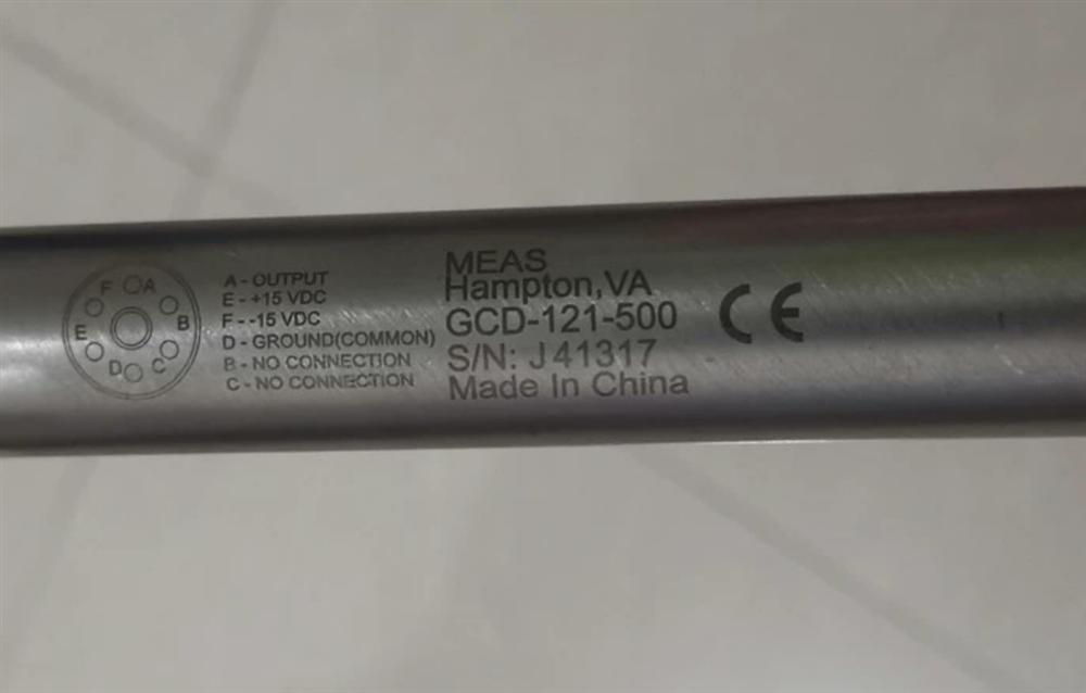 MEAS位移传感器GCD-121-500   S/N;J41317