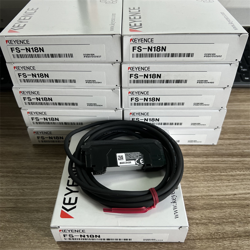 KEYENCE基恩士FS-N18N光纤放大器电缆型NPN 全新原装 现货