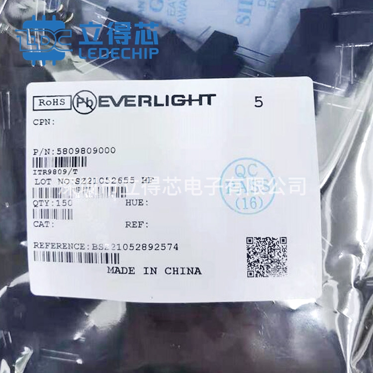 EVERLIGHT(台湾亿光)ITR8402光电开关