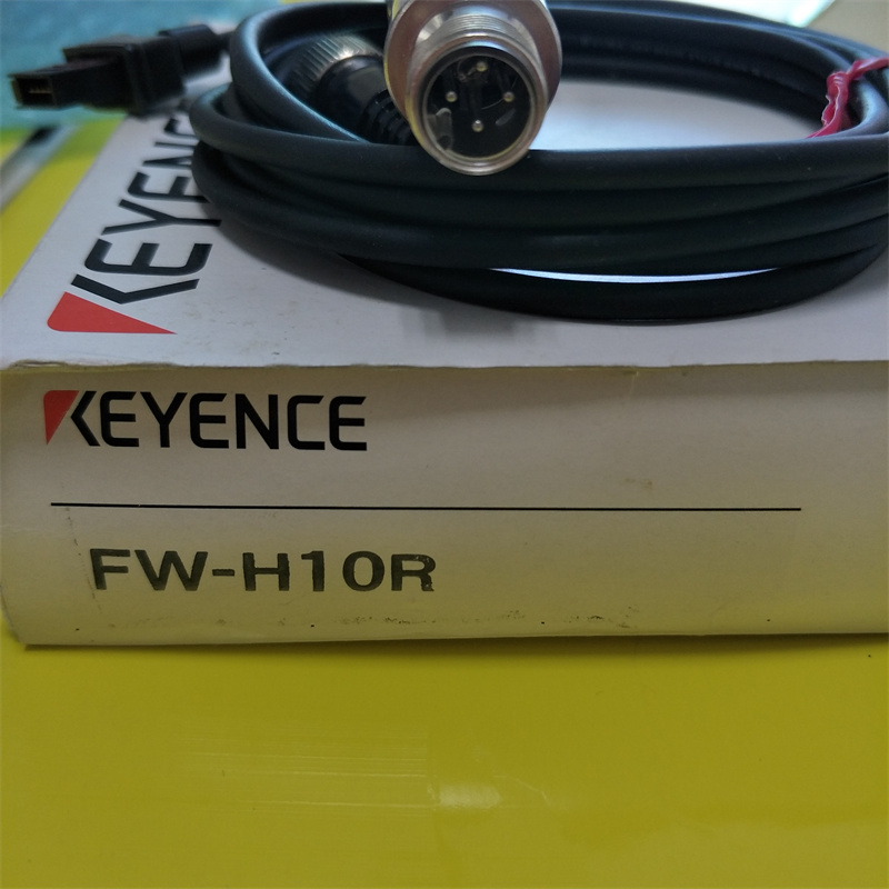基恩士FW-H10R光纤放大器全新原装实物图