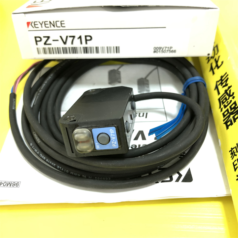 基恩士PZ-V71P光电传感器全新原装实物图