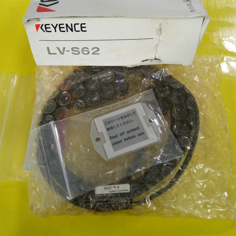 基恩士LV-S62激光传感器全新原装实物图