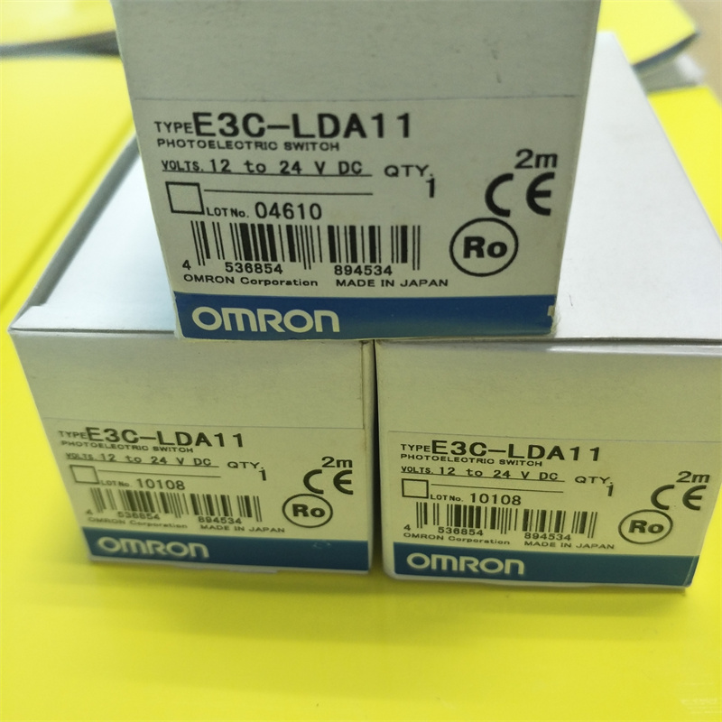 欧姆龙E3C-LDA11光电传感器全新原装实物图