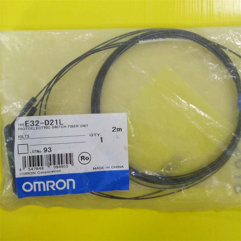 欧姆龙E32-D21L光纤传感器全新原装现货质保