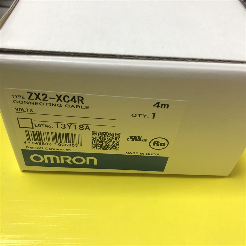 欧姆龙ZX2-XC4R激光位移传感器全新原装现货
