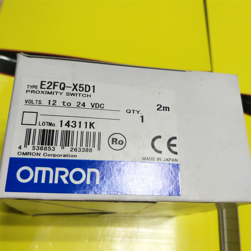 欧姆龙E2FQ-X5D1接近开关全新原装现货质保