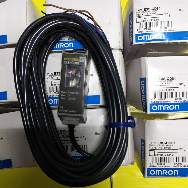 欧姆龙E3S-CD62光电传感器全新原装现货