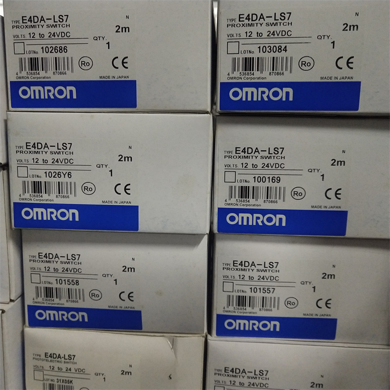 欧姆龙E4DA-LS7超声波传感器全新原装现货