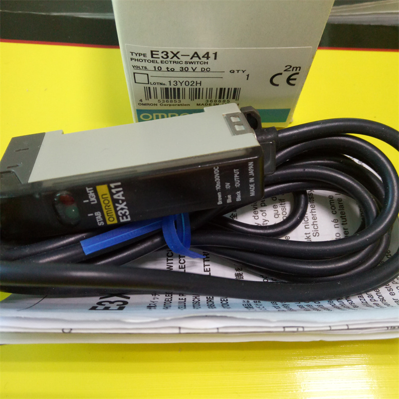 欧姆龙E3X-A41光纤放大器全新原装现货质保