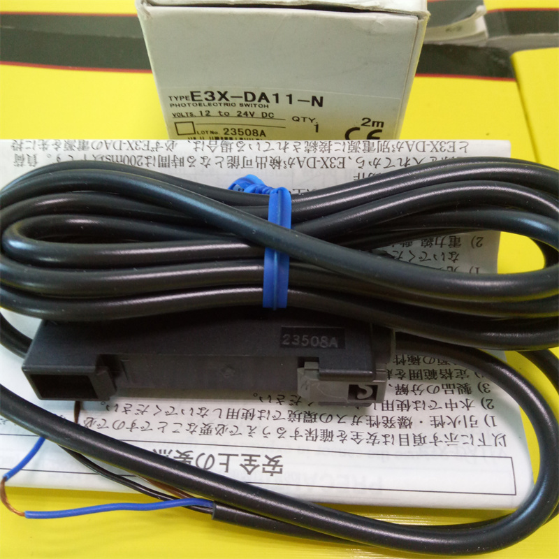 欧姆龙E3X-DA11-N光纤放大器全新原装现货