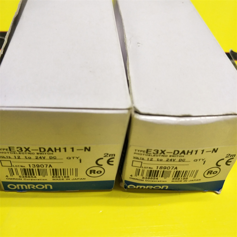 欧姆龙E3X-DAH11-N光纤传感器全新原装现货