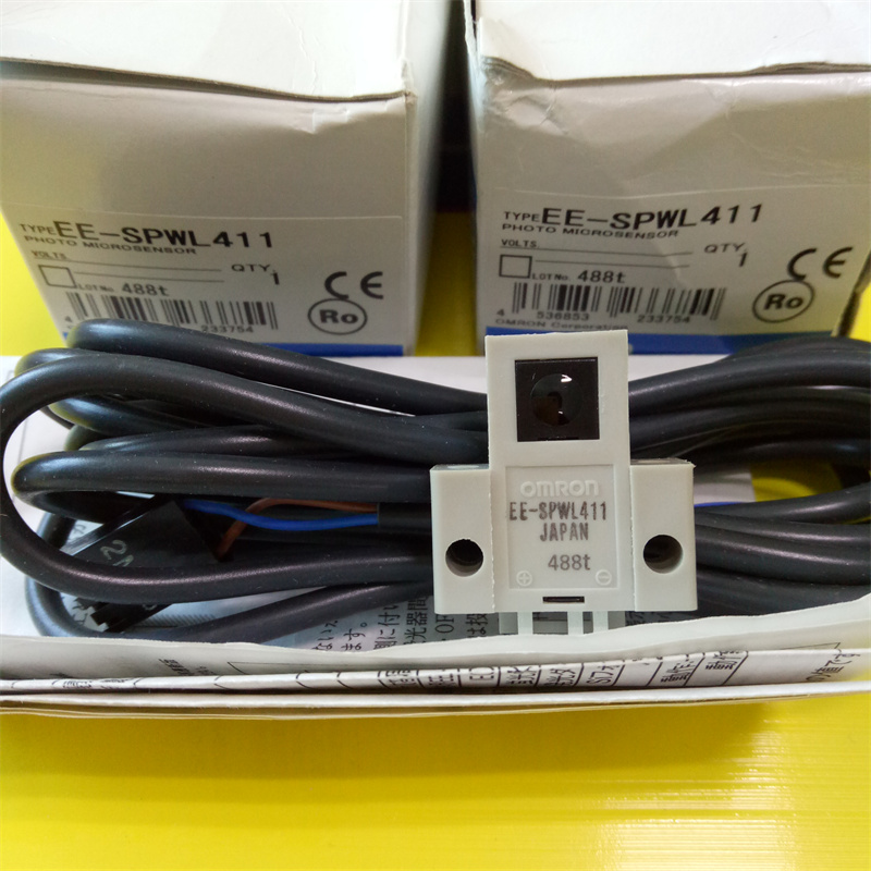 欧姆龙EE-SPWL411光电传感器全新原装现货