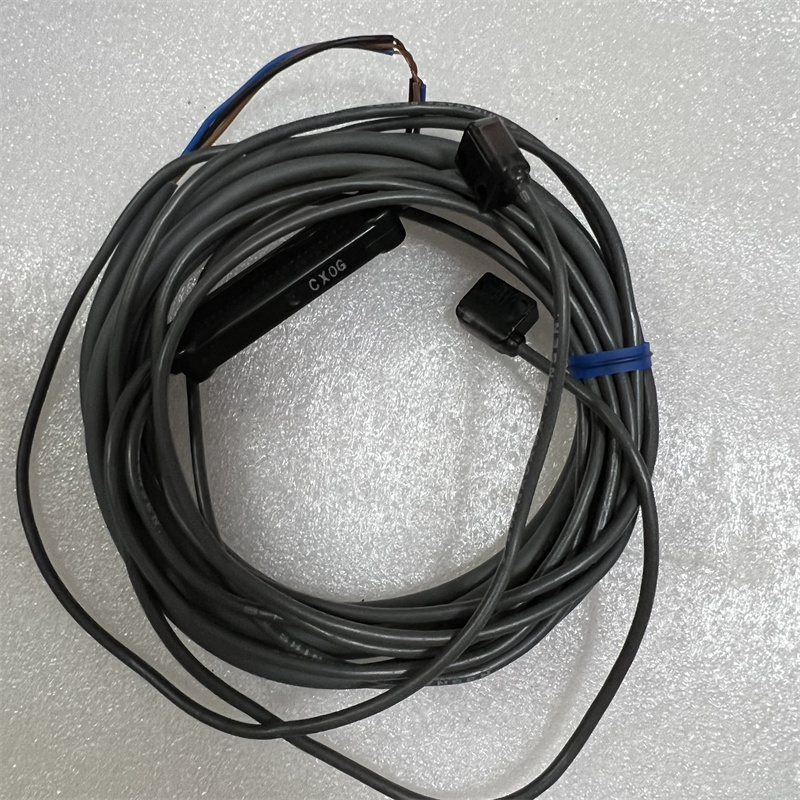 供应EE-SPW321-A欧姆龙微型光电传感器EE-SPW321 EE-SPW421原装现货