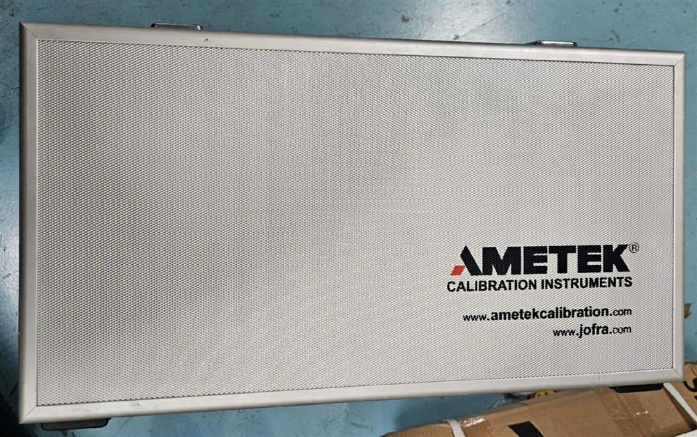 AMETEK   APC500C压力校准器.含T-975气动手动泵量程500psi，35bar 