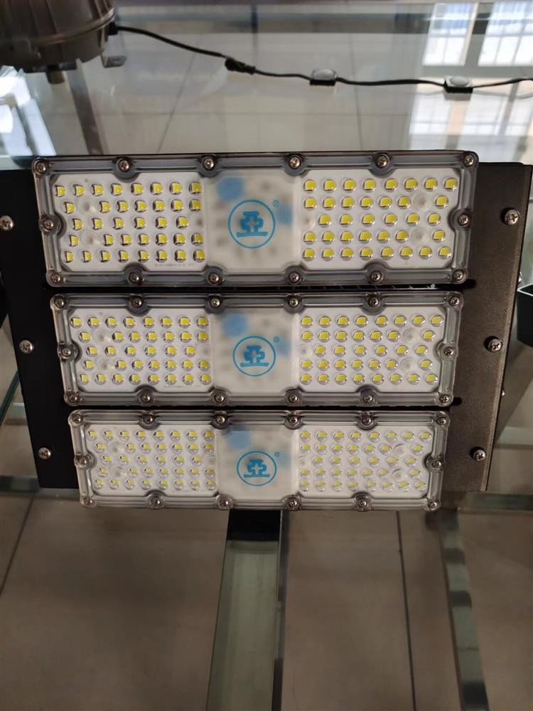 供应上海亚明LED投光灯 TG13b模组款隧道灯