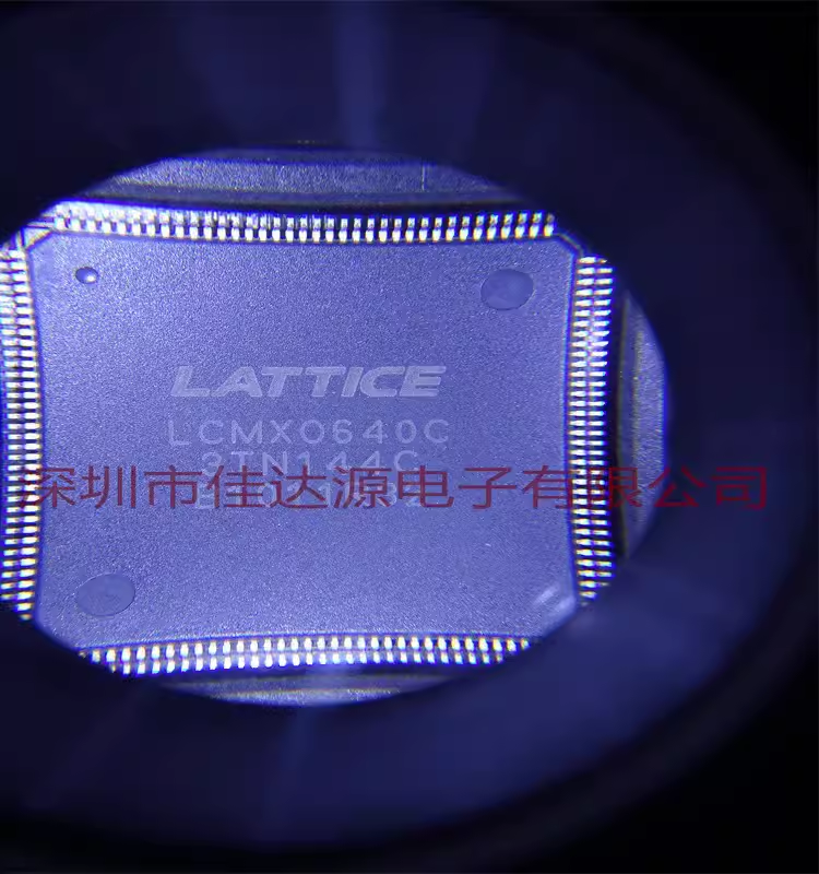 LCMXO640C-3TN144C QFP144 逻辑微控制器芯片ic 全新原装