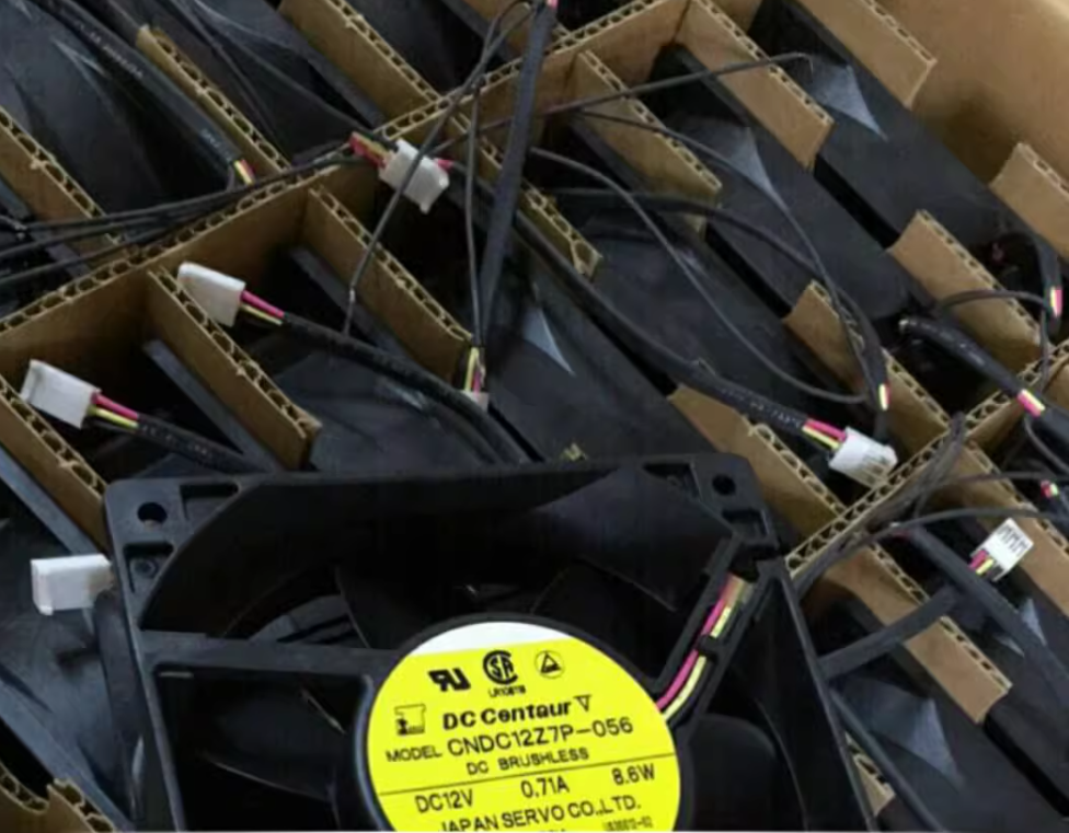 ŷCNDC12Z7P-056 DC12V 0.71A 8.6W