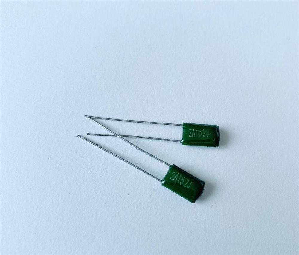 聚酯膜涤纶电容器  2A152J  100V