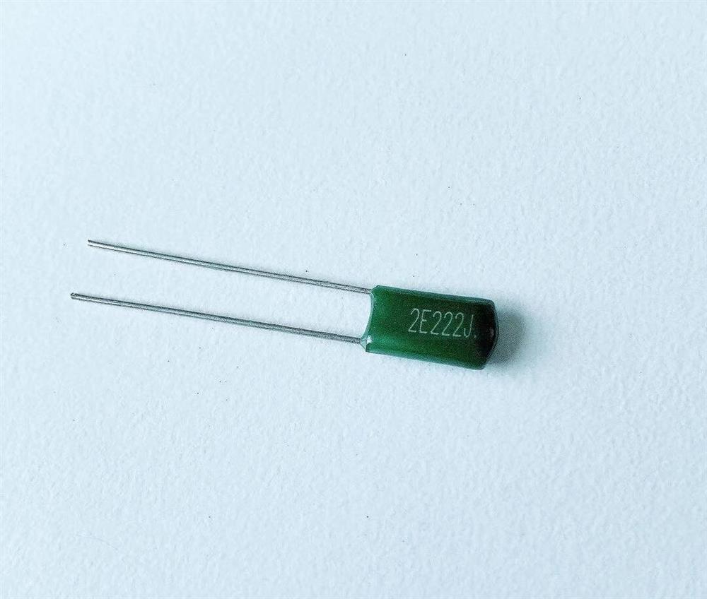 Ĥڵ  2E222J  250V