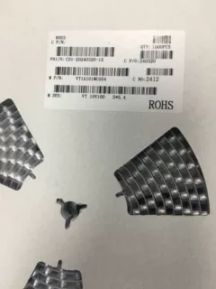 Ƭ 10V100UF     5mm*5.4mm