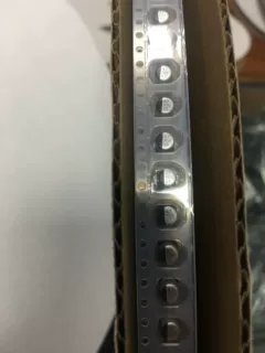 Ƭ 50V/4.7UF    4mm*5.4mm